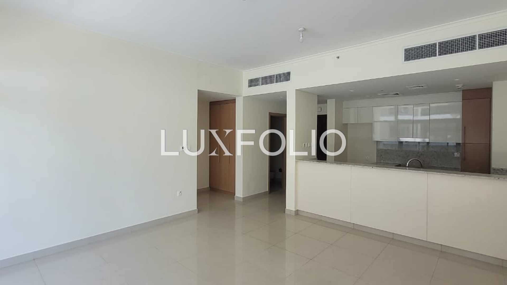 Park View | Unfurnished | Large Layout