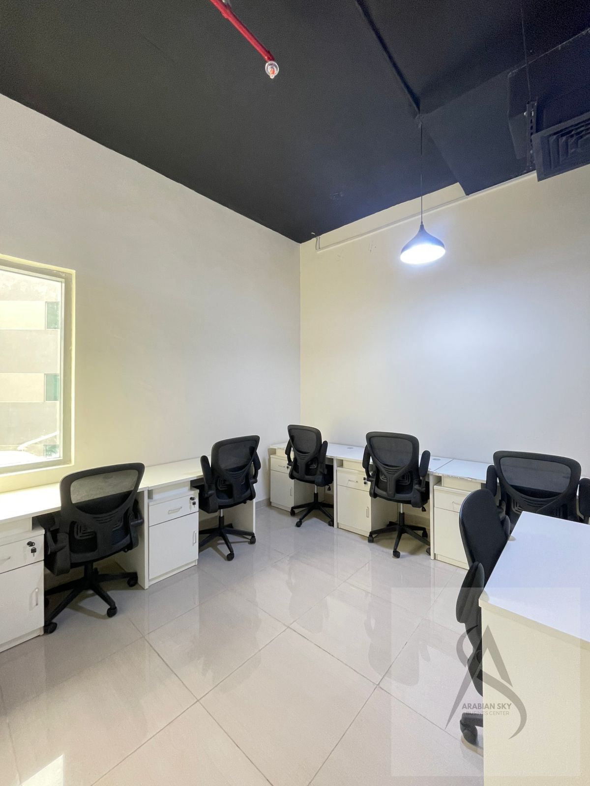 Affordable Ready Desk | Dubai Investment Park | With Ejari