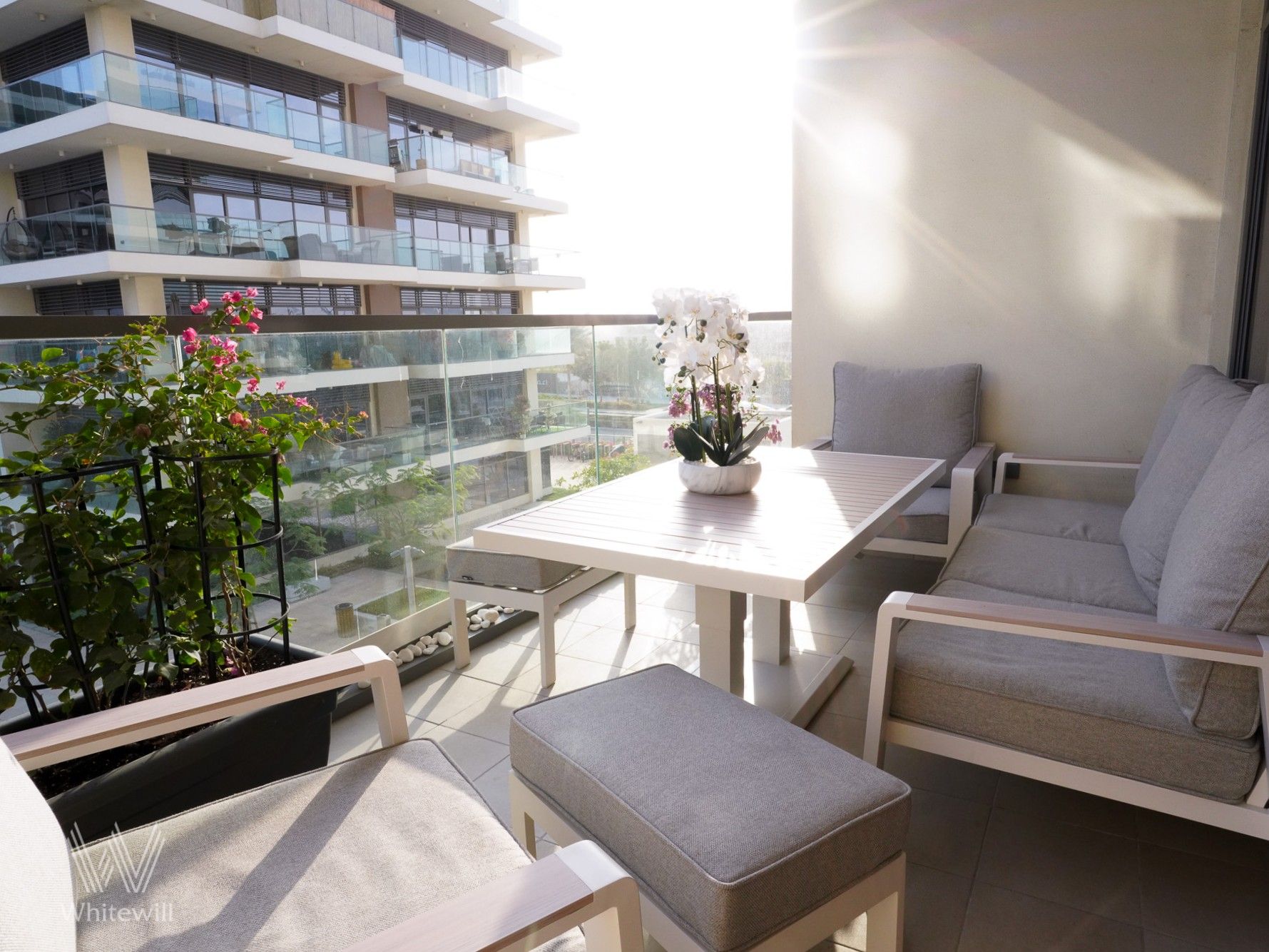 Steps to the Park | Spacious Layout | Vacant Now