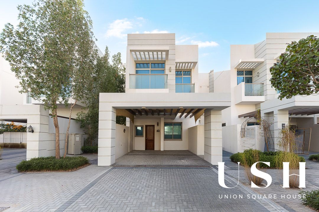 Spacious 4BR+M | Vacating Soon | Vastu & Corner