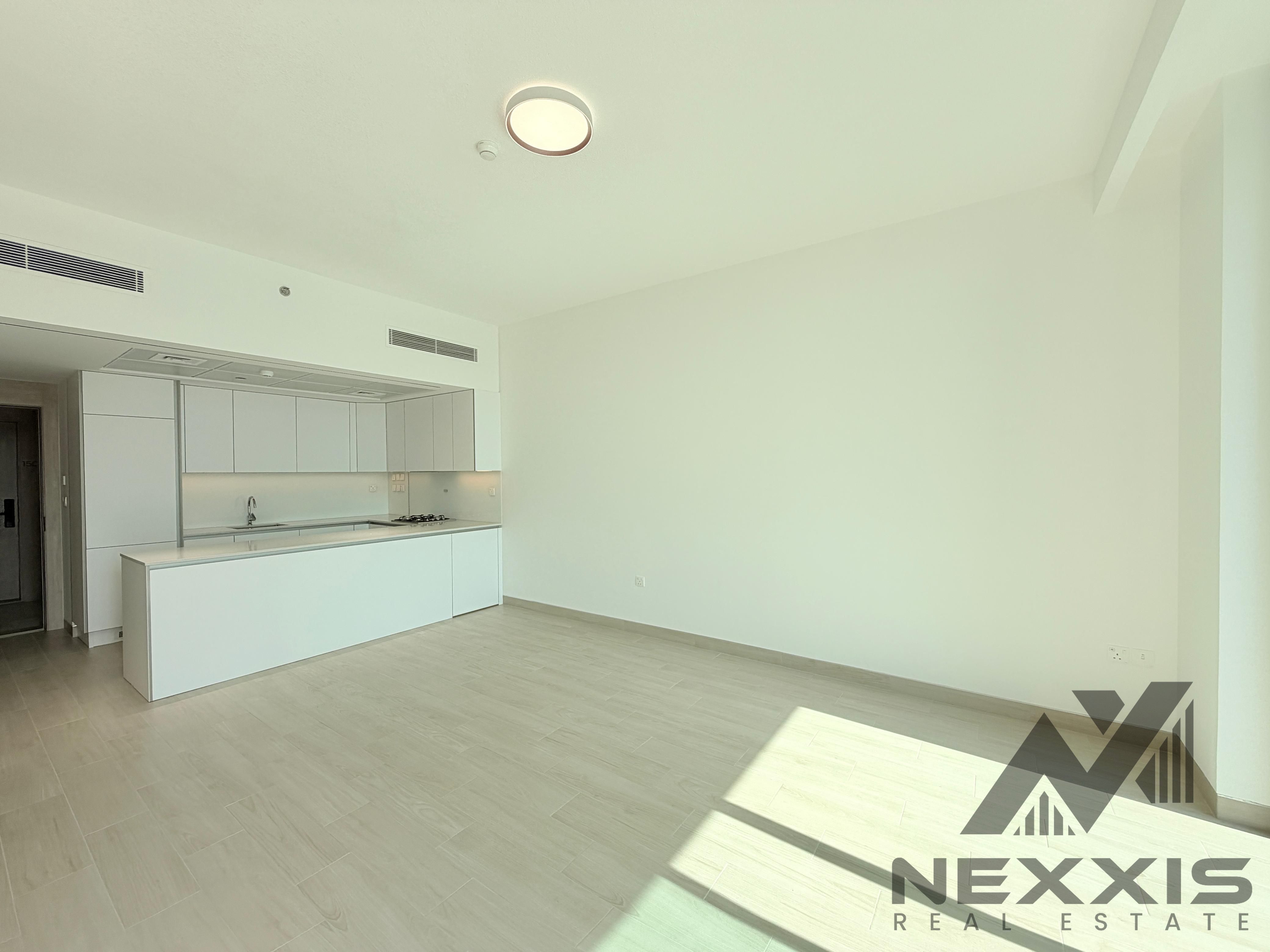 1 Bedroom Unfurnished | Park & Circle Villa View