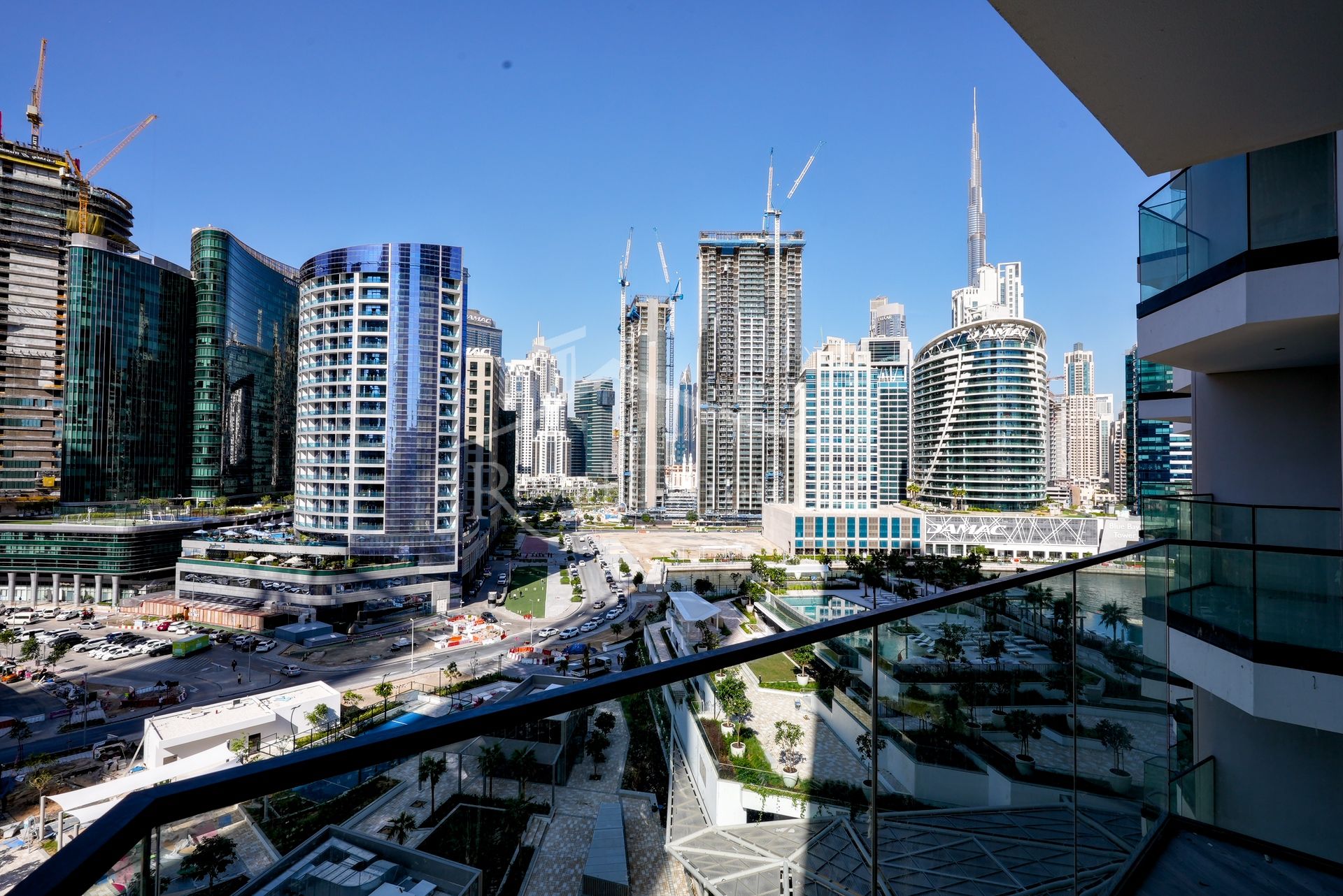 Multiple Cheques | Mid Floor | Burj Views