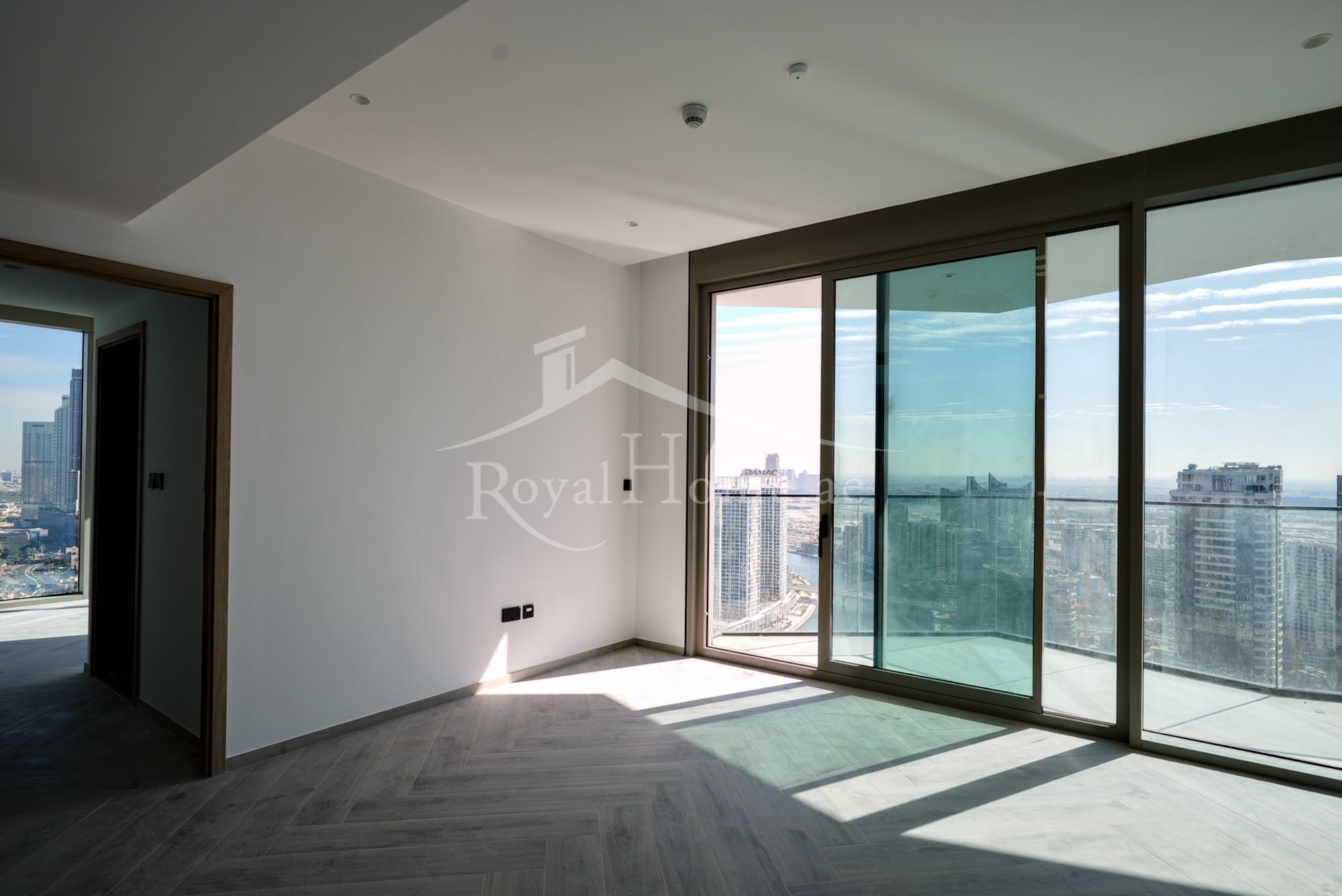 Top Floor | Ready to move in | Canal/Burj views
