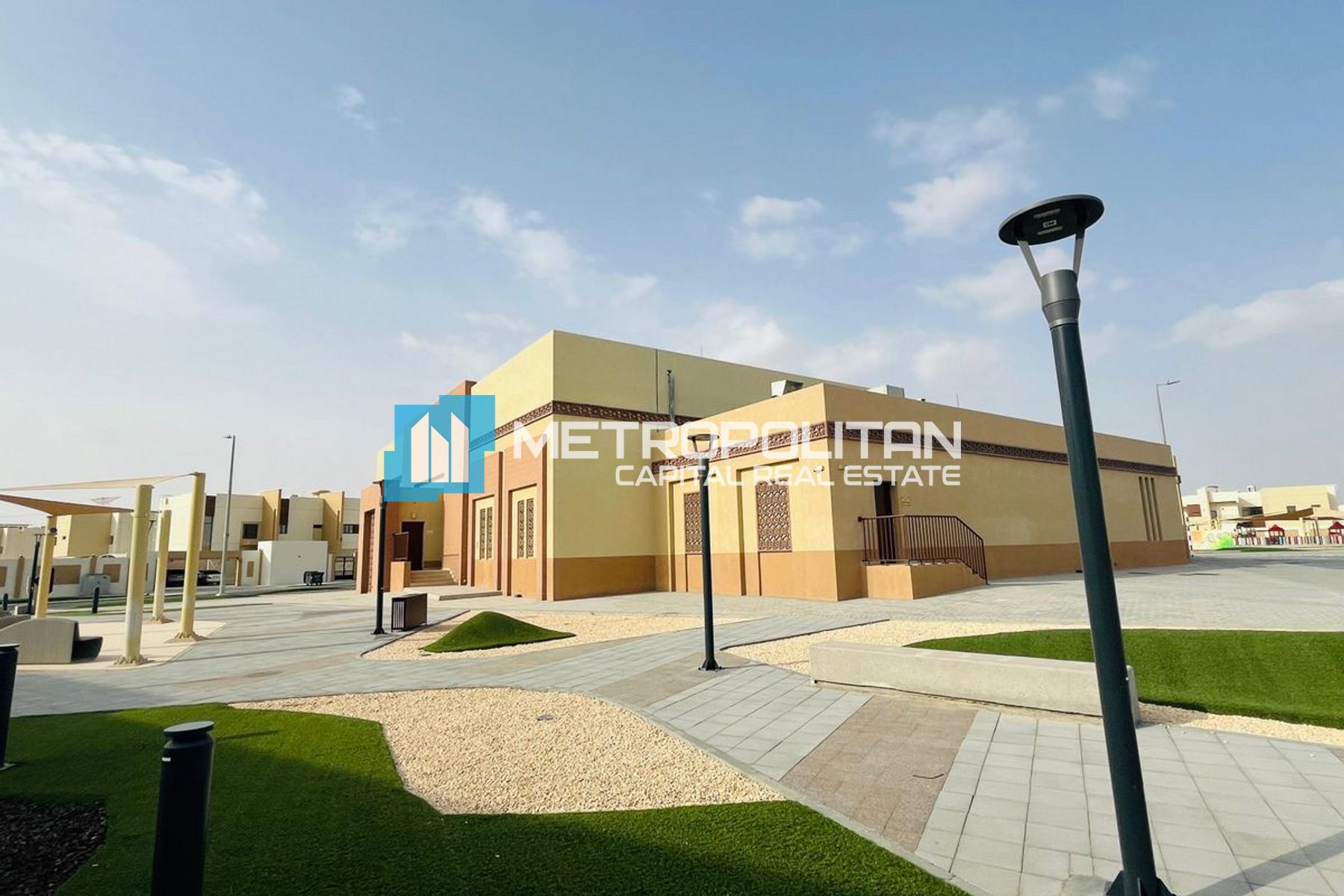 Brand New | Ready to Move in | Kiosk | Prime Area