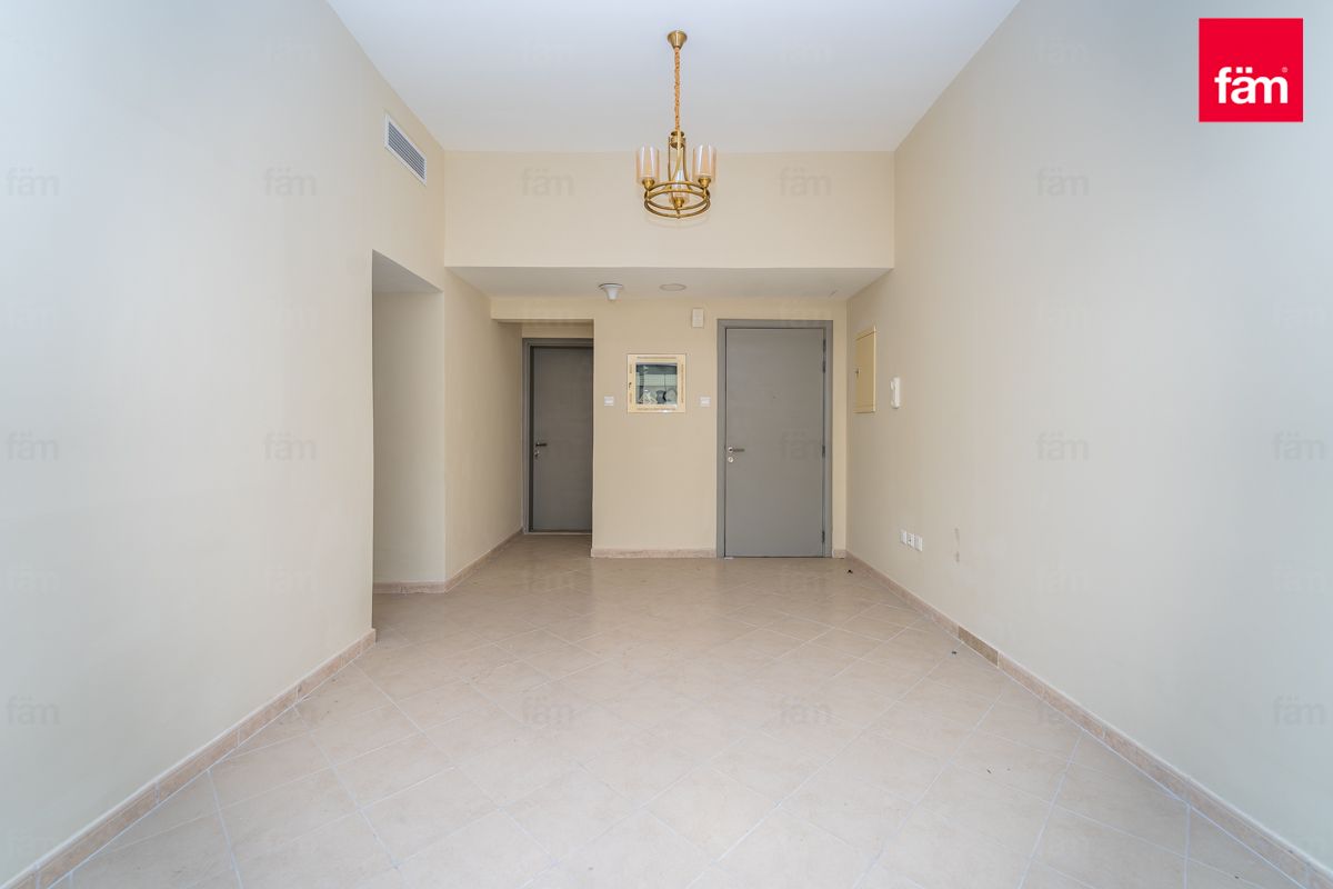 Sea View | Spacious | Renovated