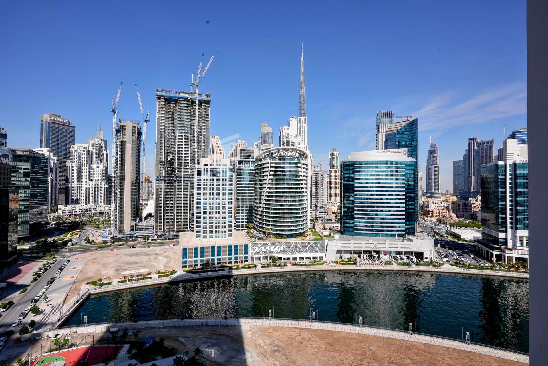 Corner Studio | Full Glass Windows | Burj Views