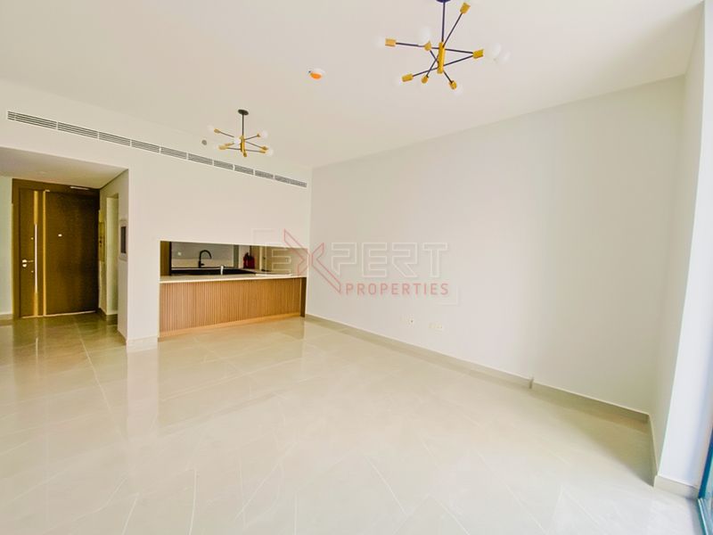 Brand New Apartment | Pool View | Stylish Layout