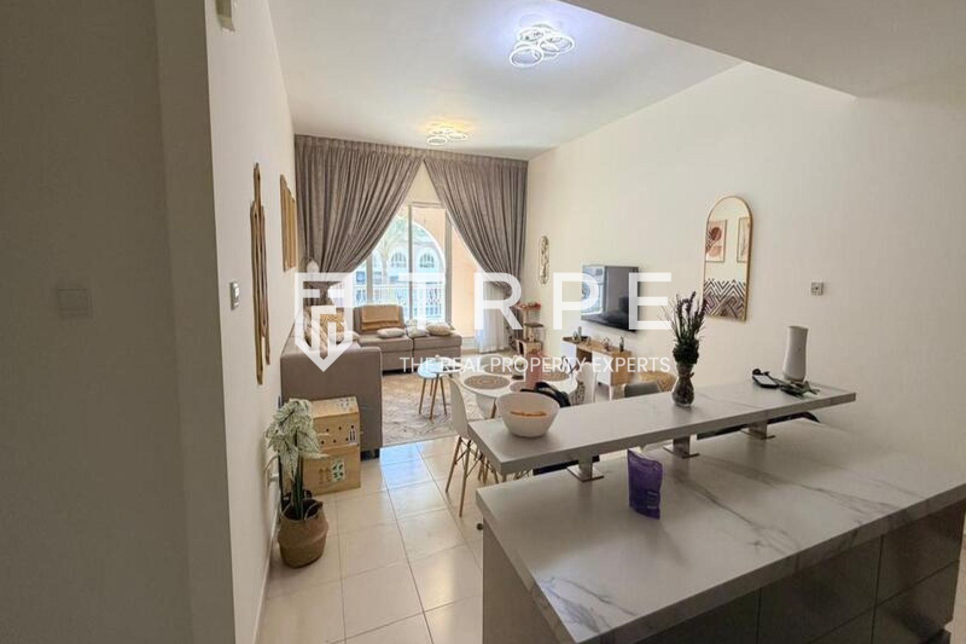 Furnished | All Bills Included | Payable in 12 Chqs