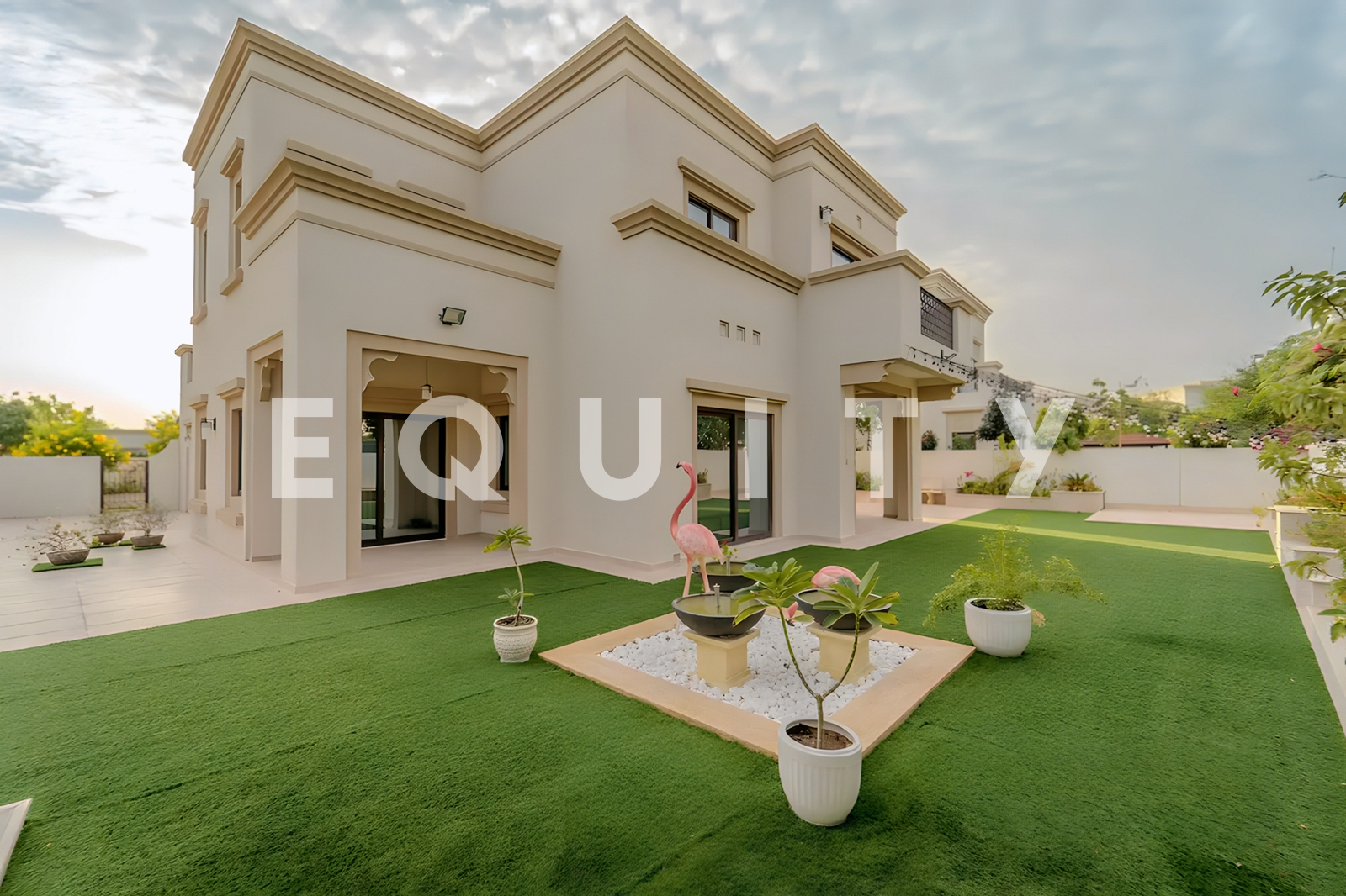 Pool Backing | Single Row | Corner Plot | 5BR