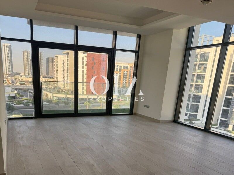 Stylish 1 Bed | Prime Area | Natural Light