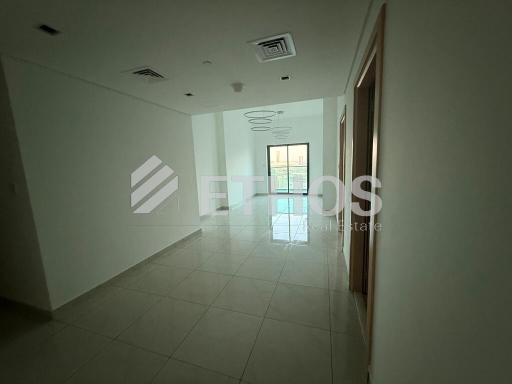 Spacious Layout | High Floor | Community View