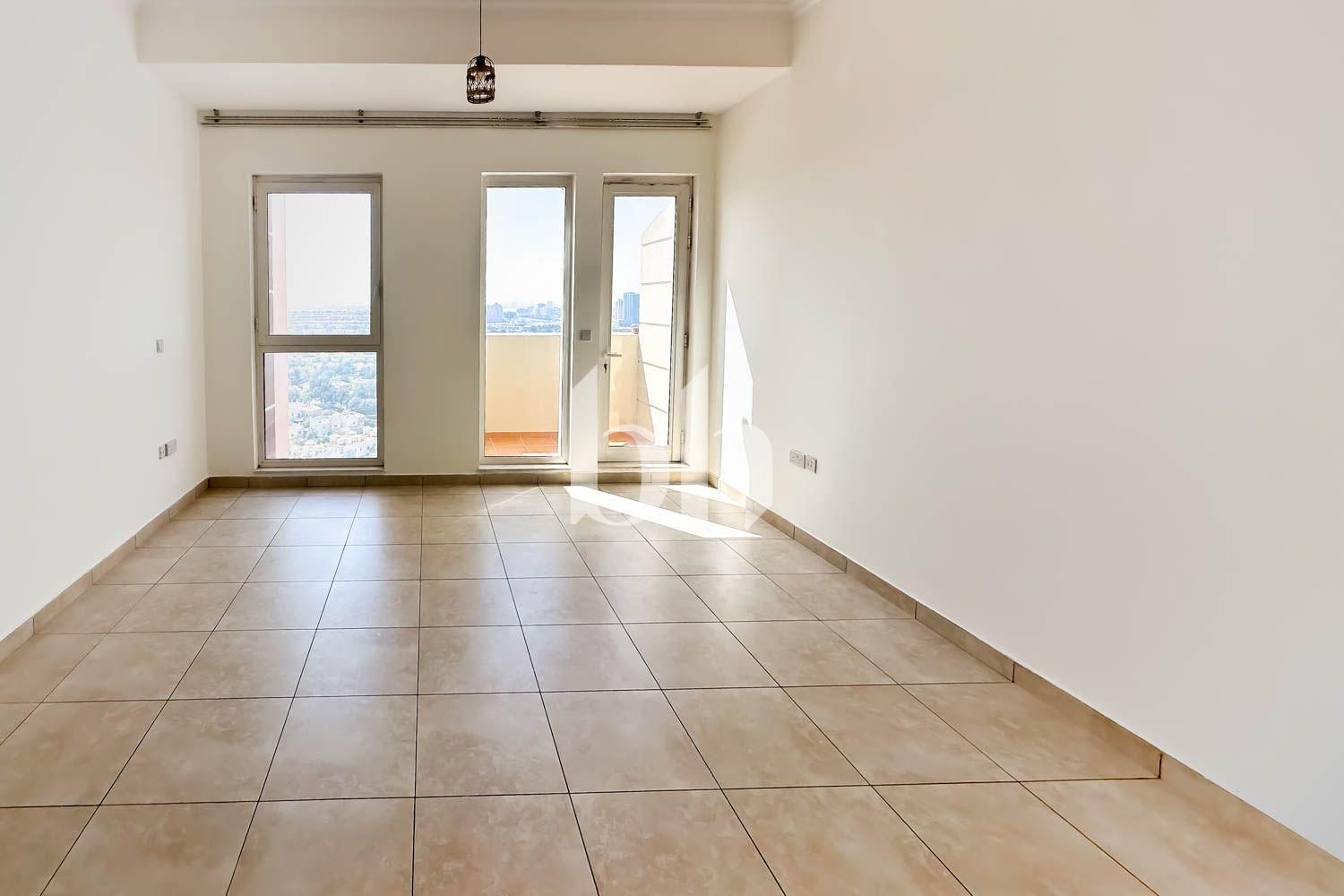 Unfurnished 1 Bedroom| Park View |Multiple Cheques