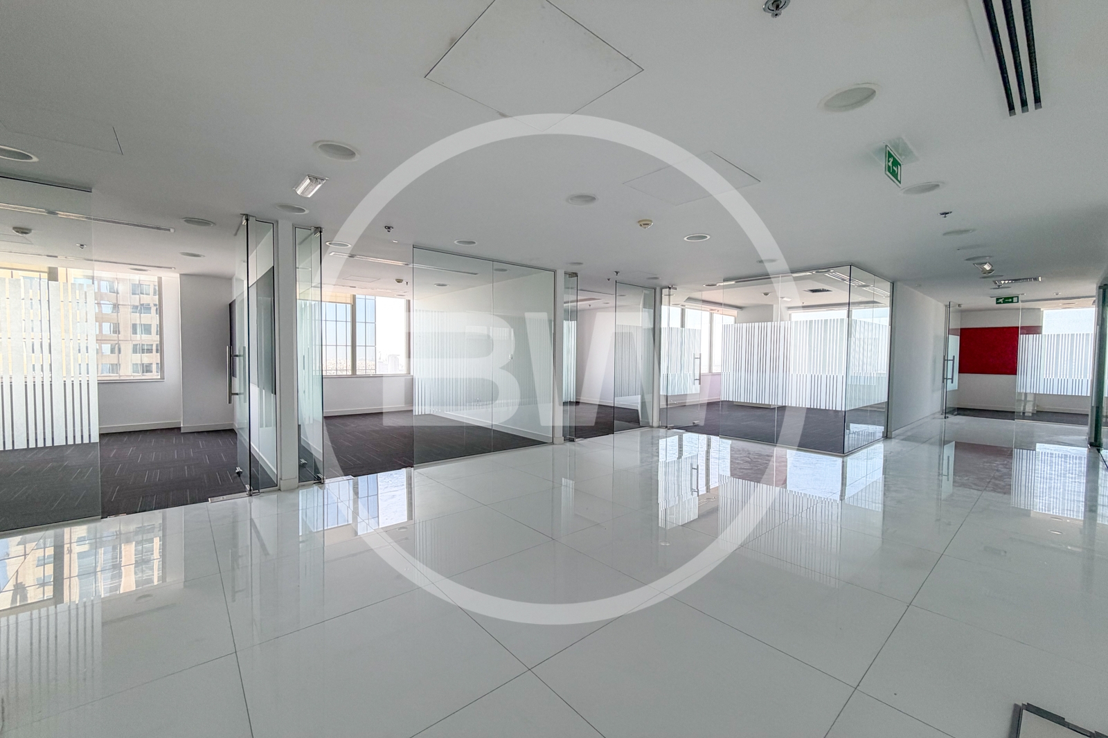 VACANT | PARTITIONED | PALM VIEW | HIGH FLOOR