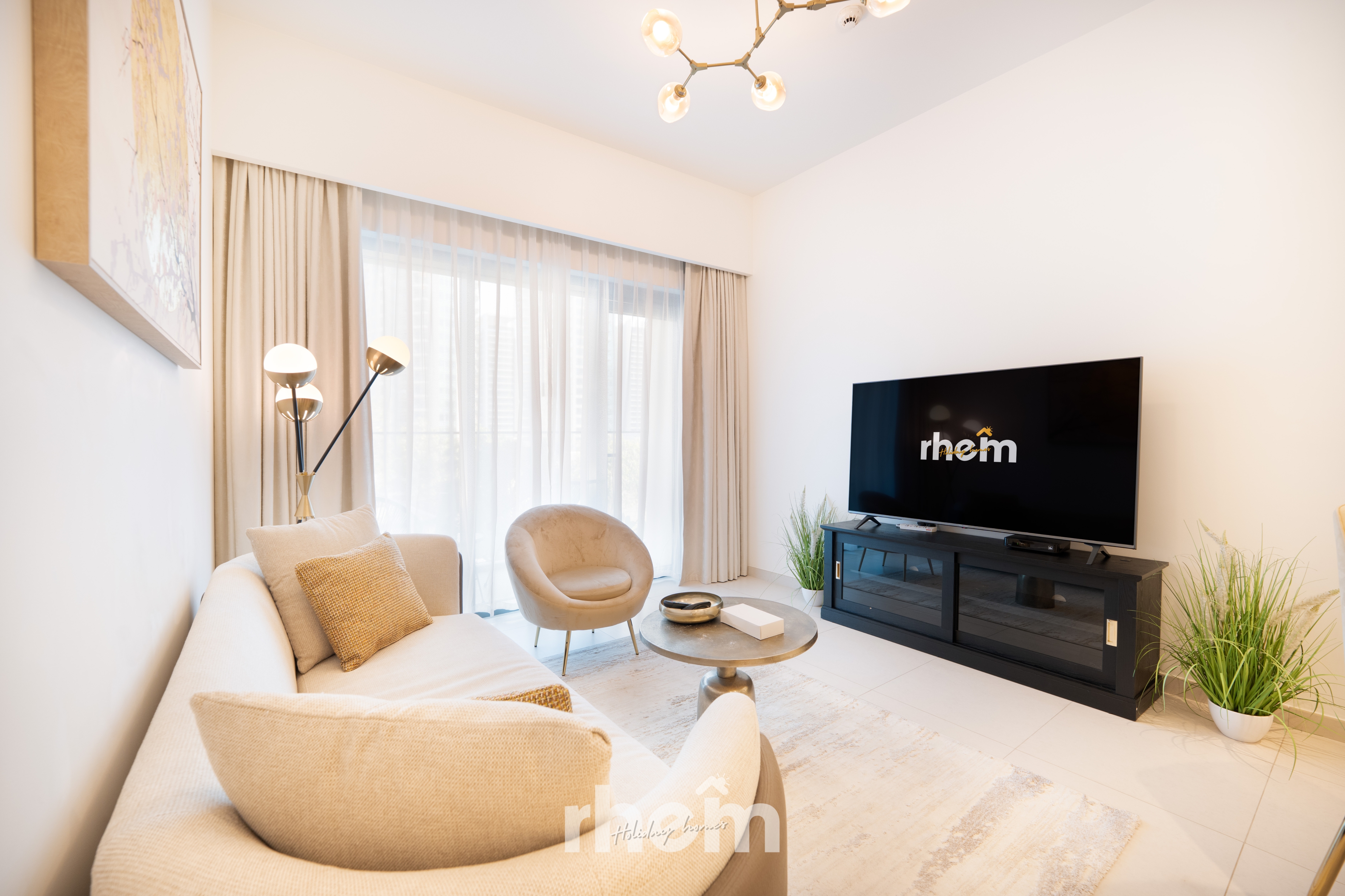 Premium 1BR | Near Burj Khalifa | Bills Included