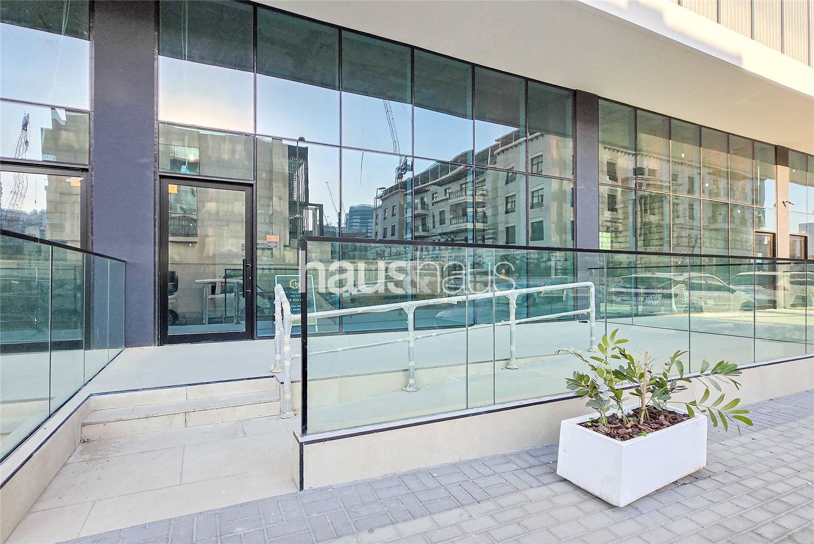 Restau Friendly | Shell + Core | Prime Location