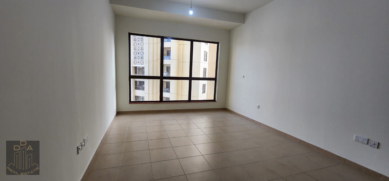 3BR with Balcony | Sadaf 5 | Ready Now