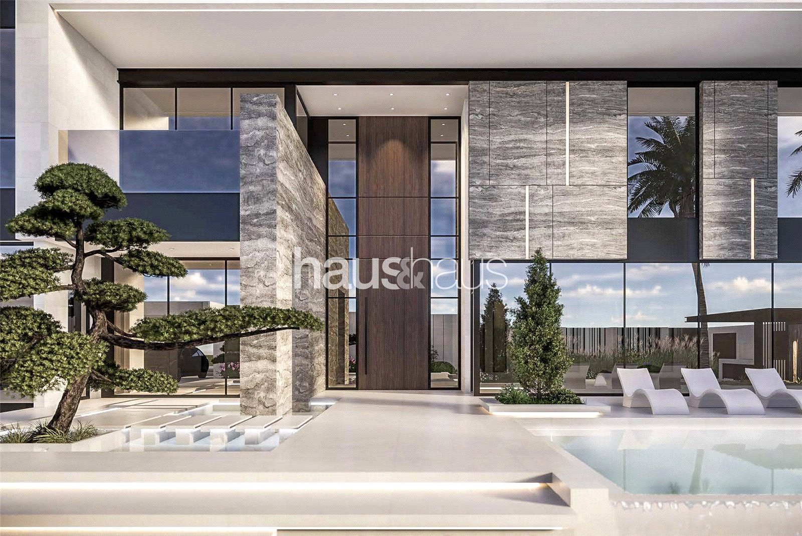 Huge Plot | 5 bedrooms | Custom designed villa