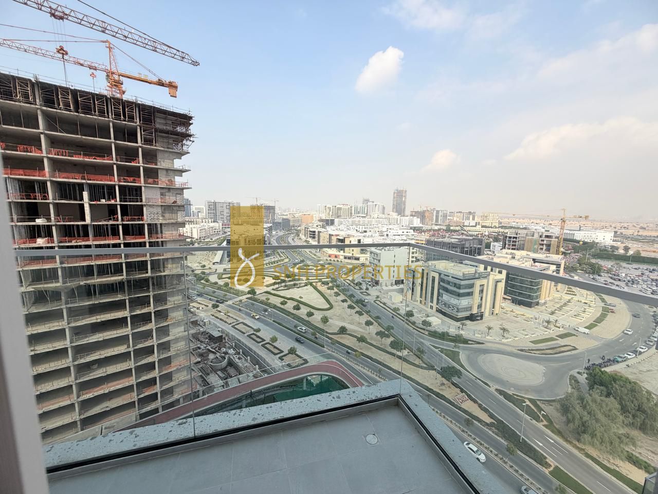 HIGH FLOOR | COMMUNITY VIEW | READY TO MOVE IN