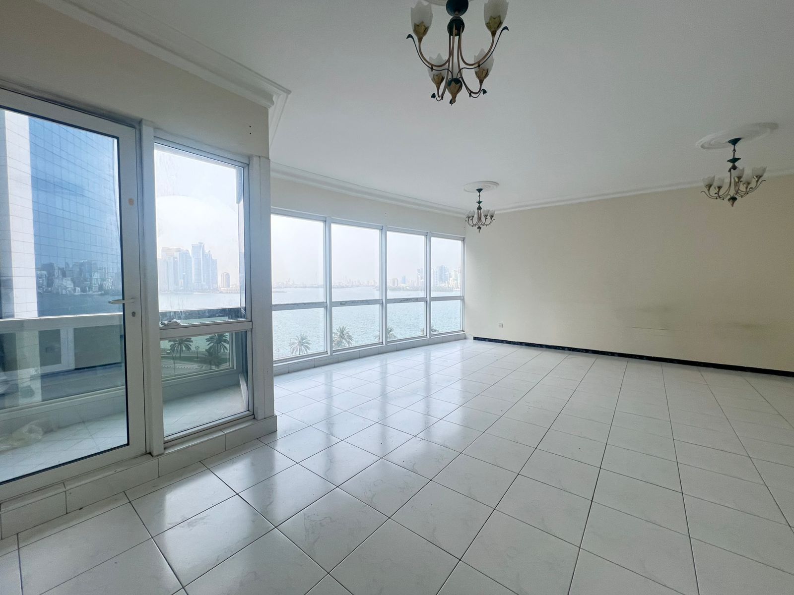 3BR + Hall – Free AC – Gym & Pool – Maid Room – Open View – 4 Bathrooms – Spacious – Family Residence – Near Dubai Exit