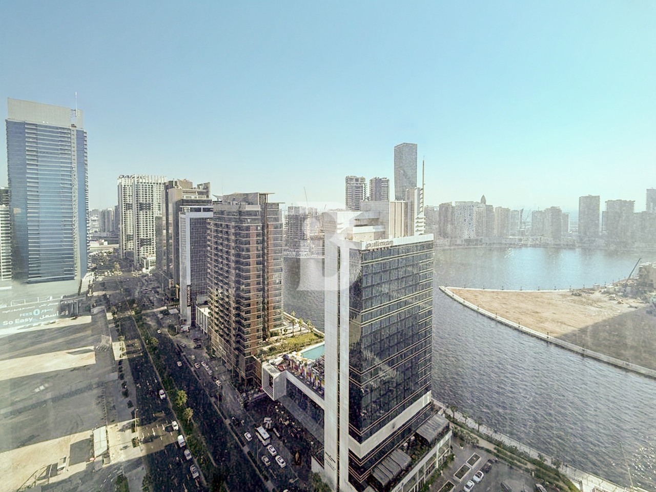 Plug & Play | Prime Tower for Rent | Business Bay