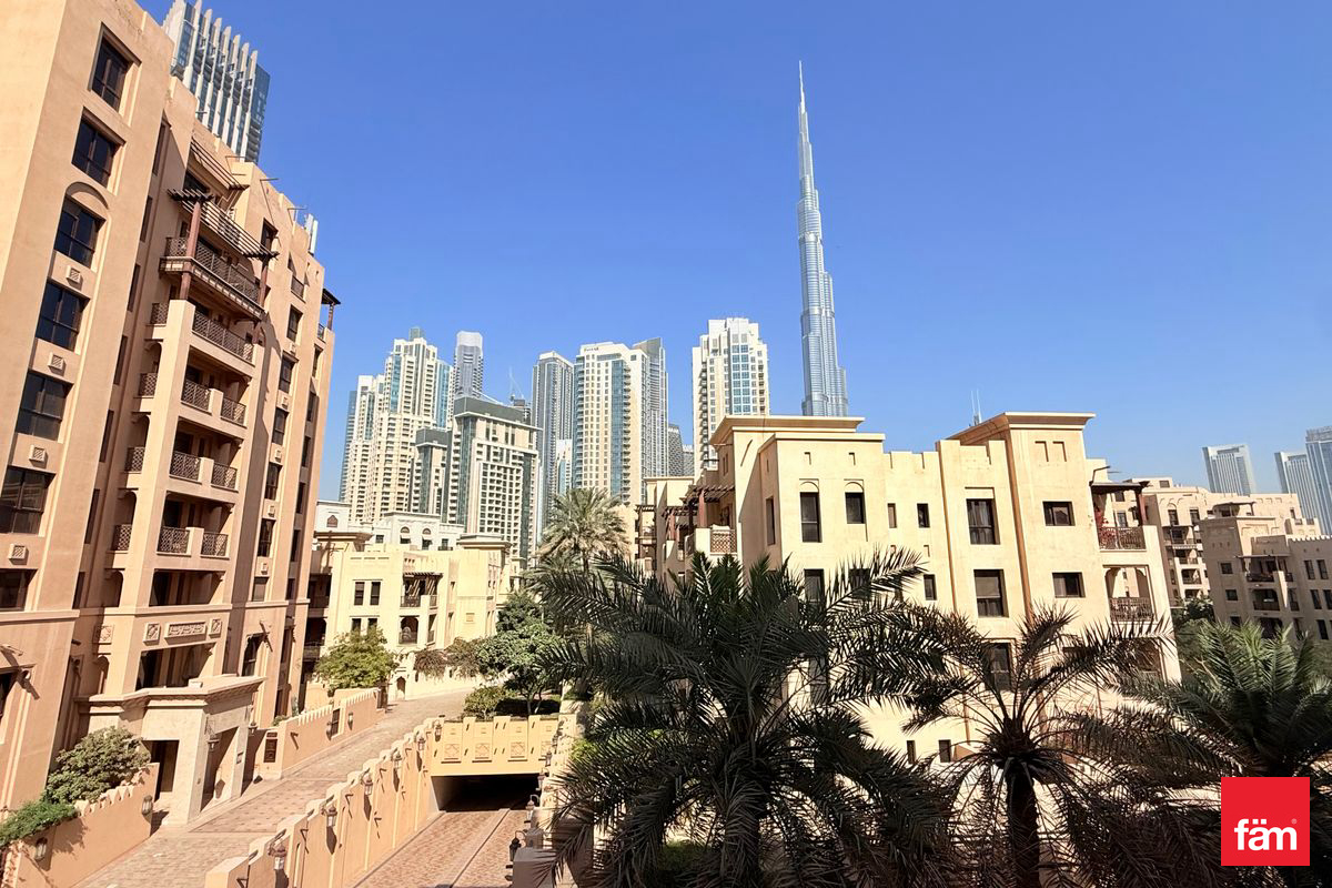 Amazing Views | With Study | Vacant Now | Massive