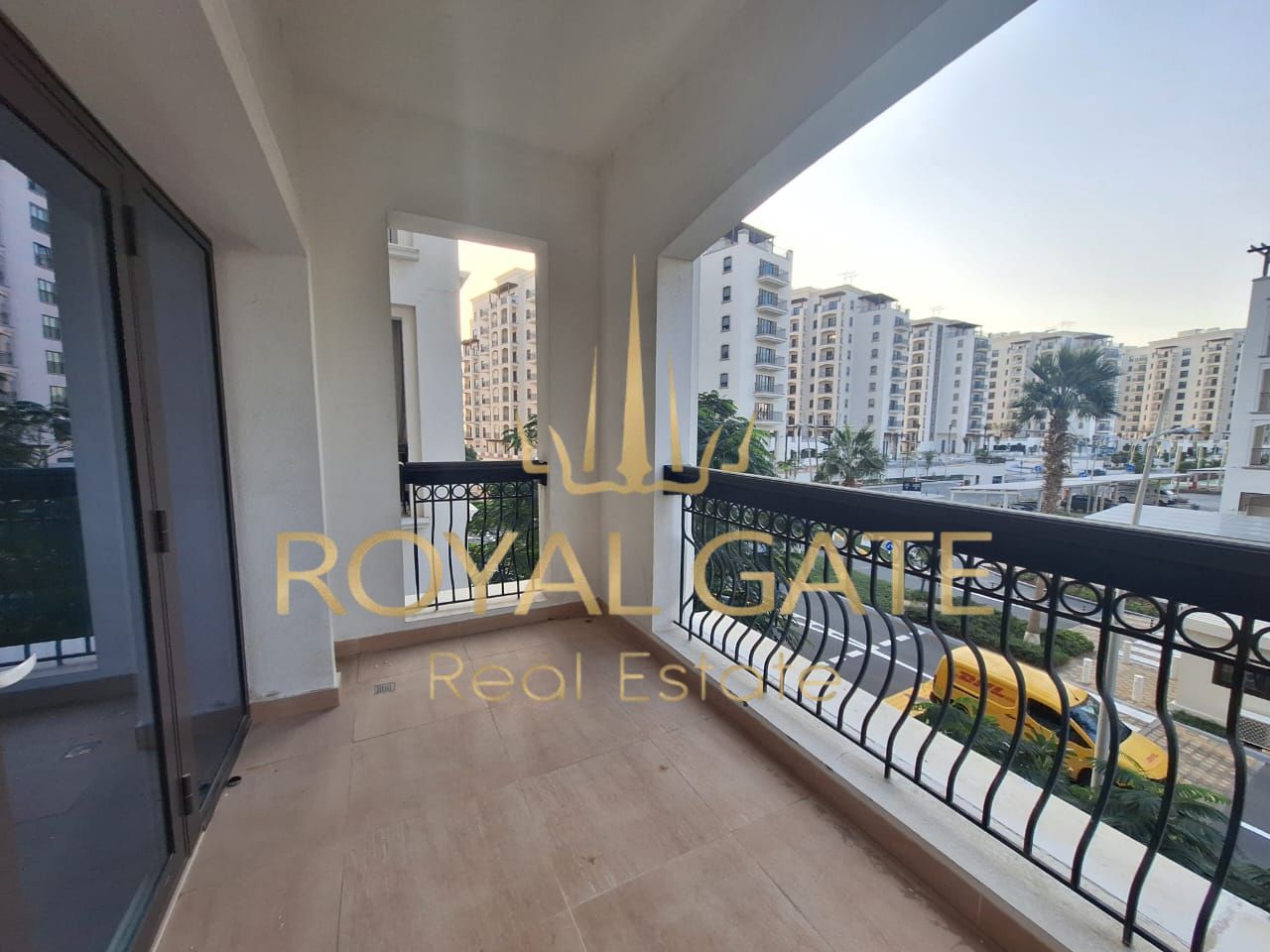 Ready to move l Great Location l Partial Golf View