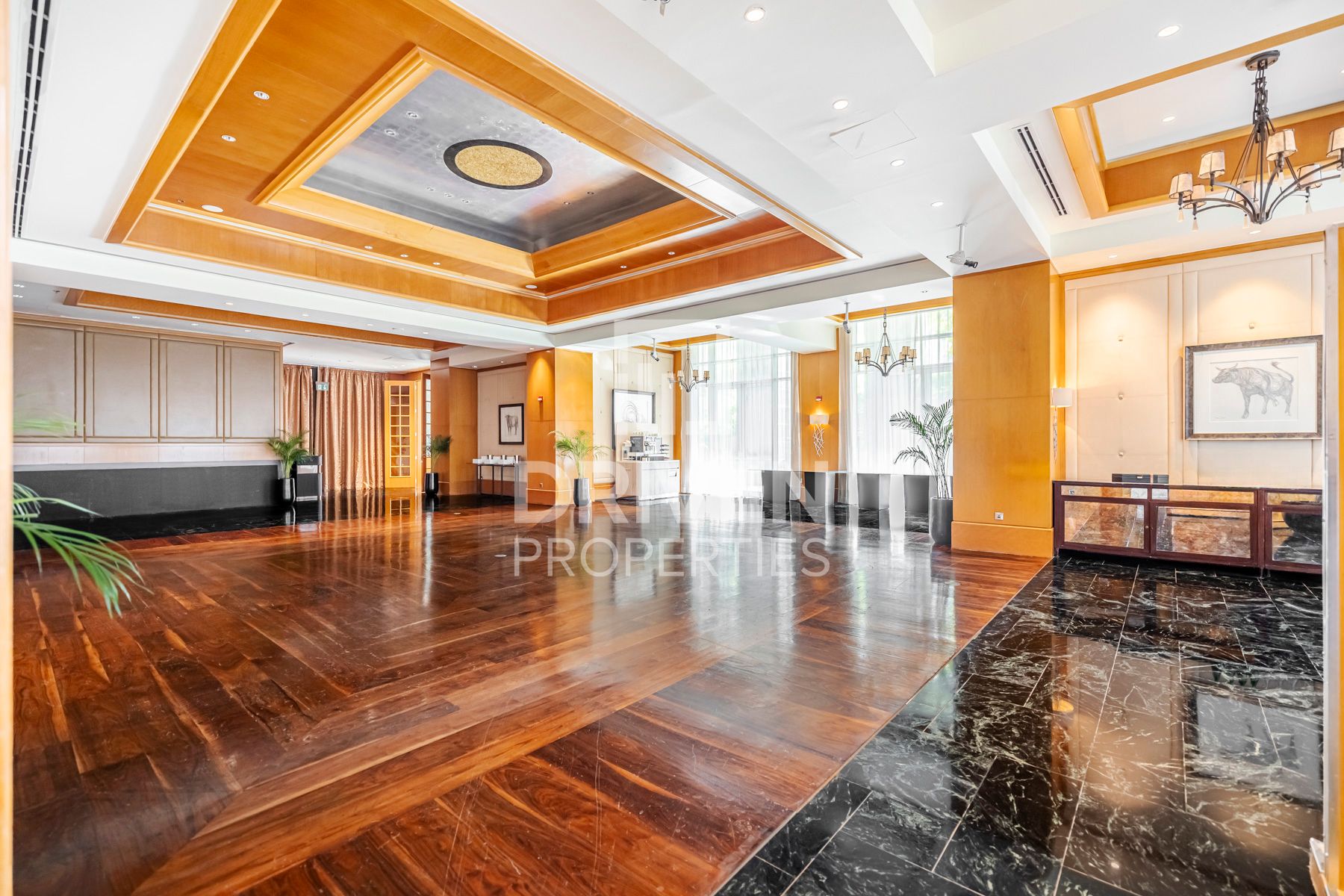 Retail shop for rent within THE RITZ CARLTON DIFC