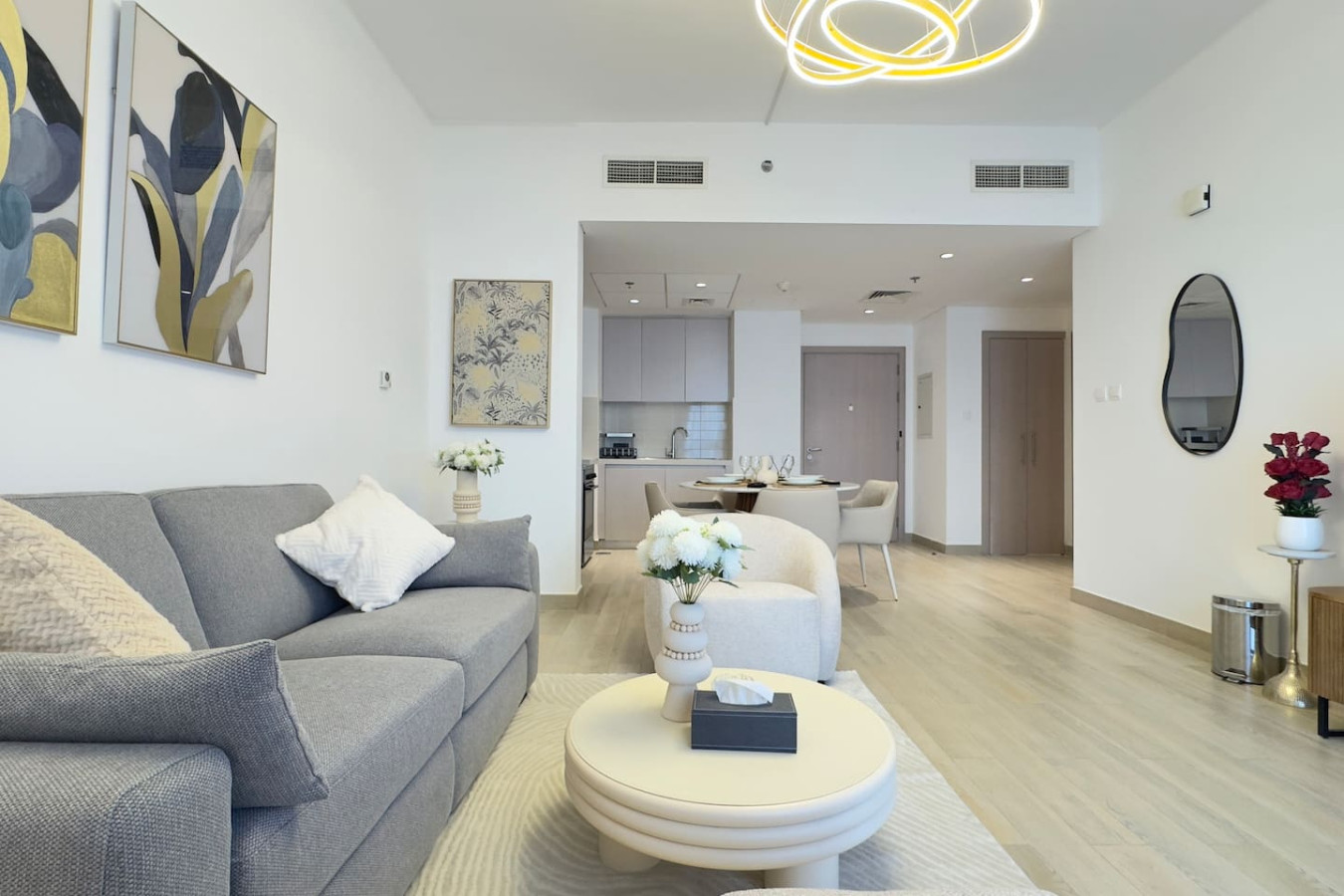 1BR Urban Oasis | Elegant Yas Island Retreat