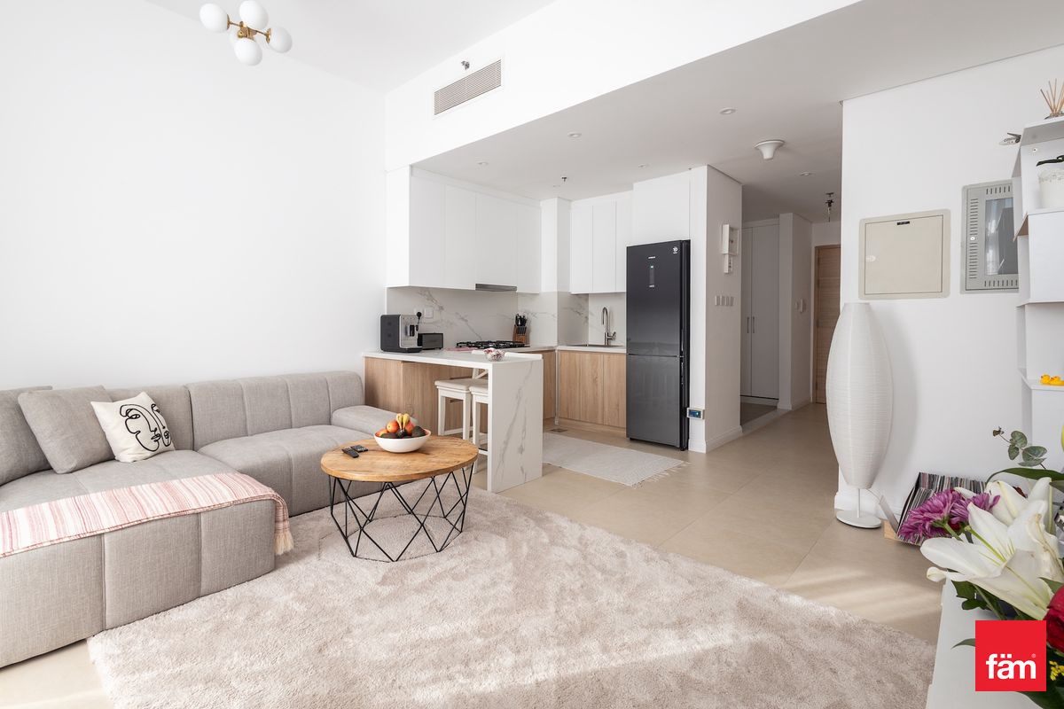 Amazing |Luxury| Upgraded | Dedicated Laundry Room