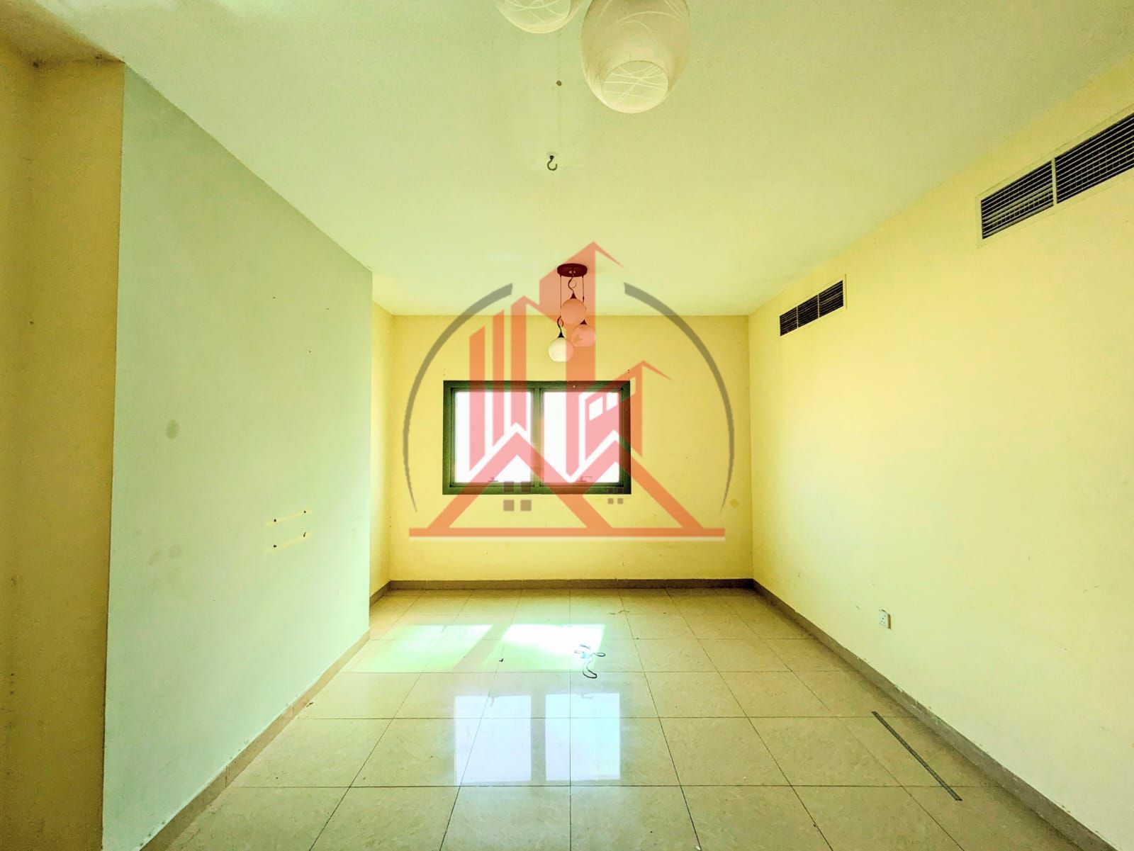 Golden offer lavish 1 bhk with master room for family ready to move