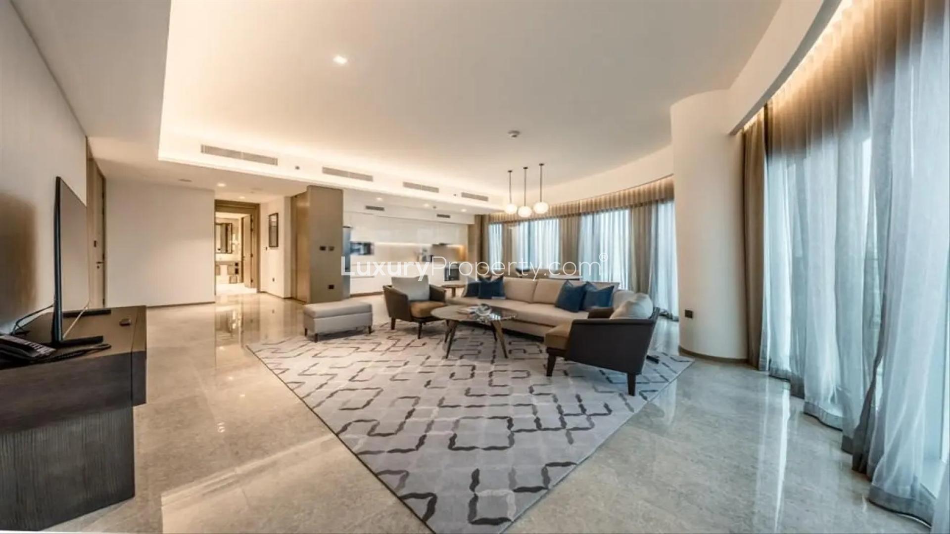 Large Corner Unit I Sea View | Sky Collection