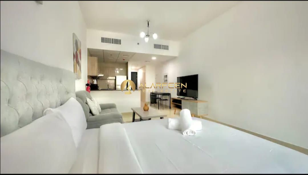 Furnished Studio | Balcony | City & Road View | Uniestate Prime Tower JVC