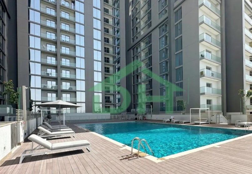 Burj Khalifa View | High Floor | Luxury Amenities
