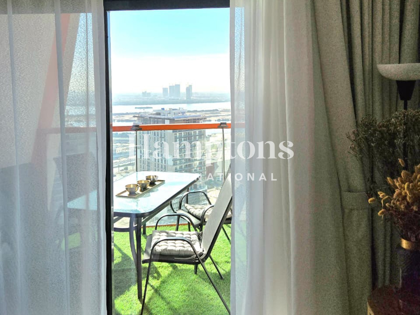 Urban Luxury | Designer 1BR | Vac. 1st May