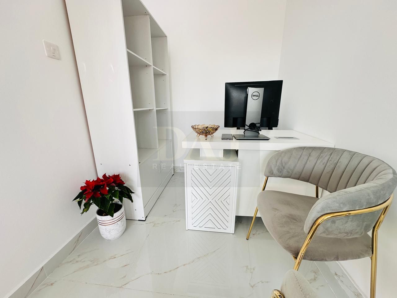 Experience Efficiency in Our Premium Office Space| Beautifully fitted