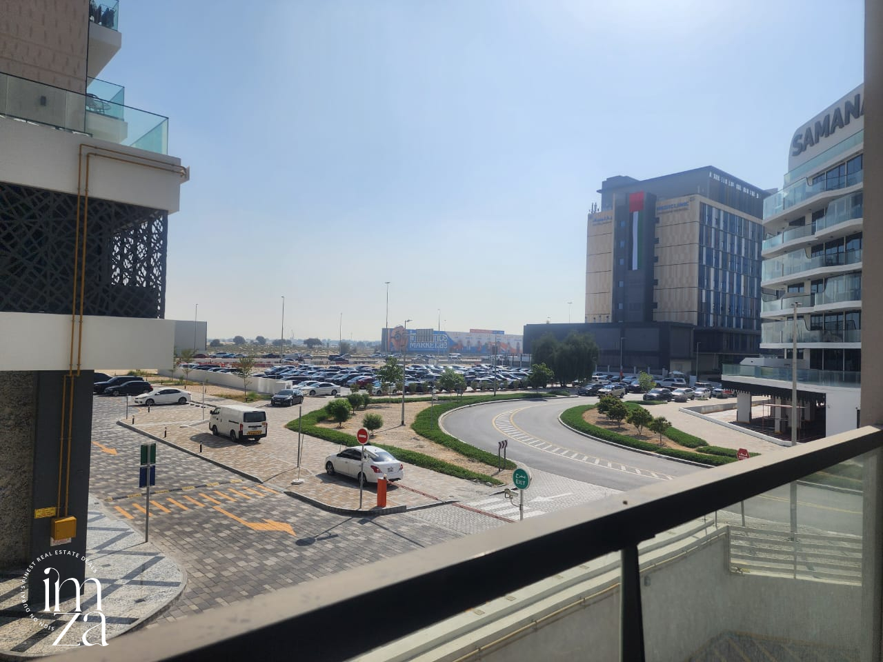 Unfurnished | Community View | Bright and Vacant