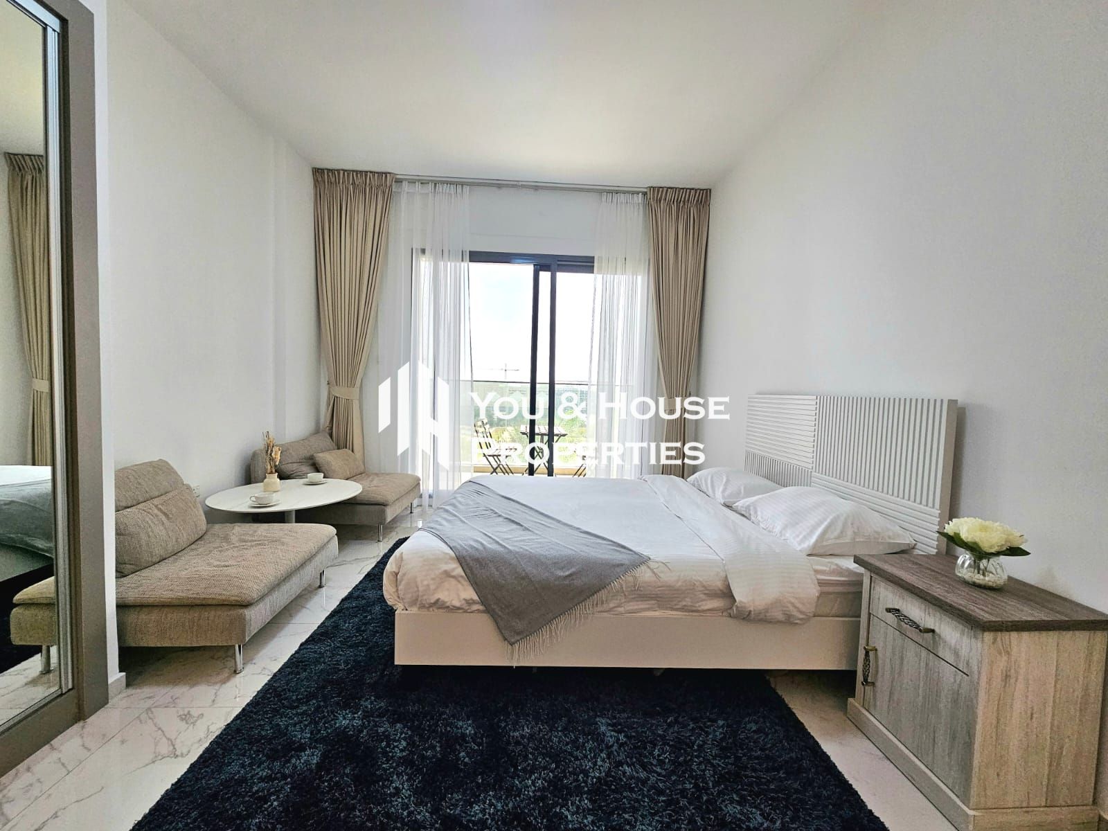 High End Quality Studio I Fully Furnished I Well Maintained