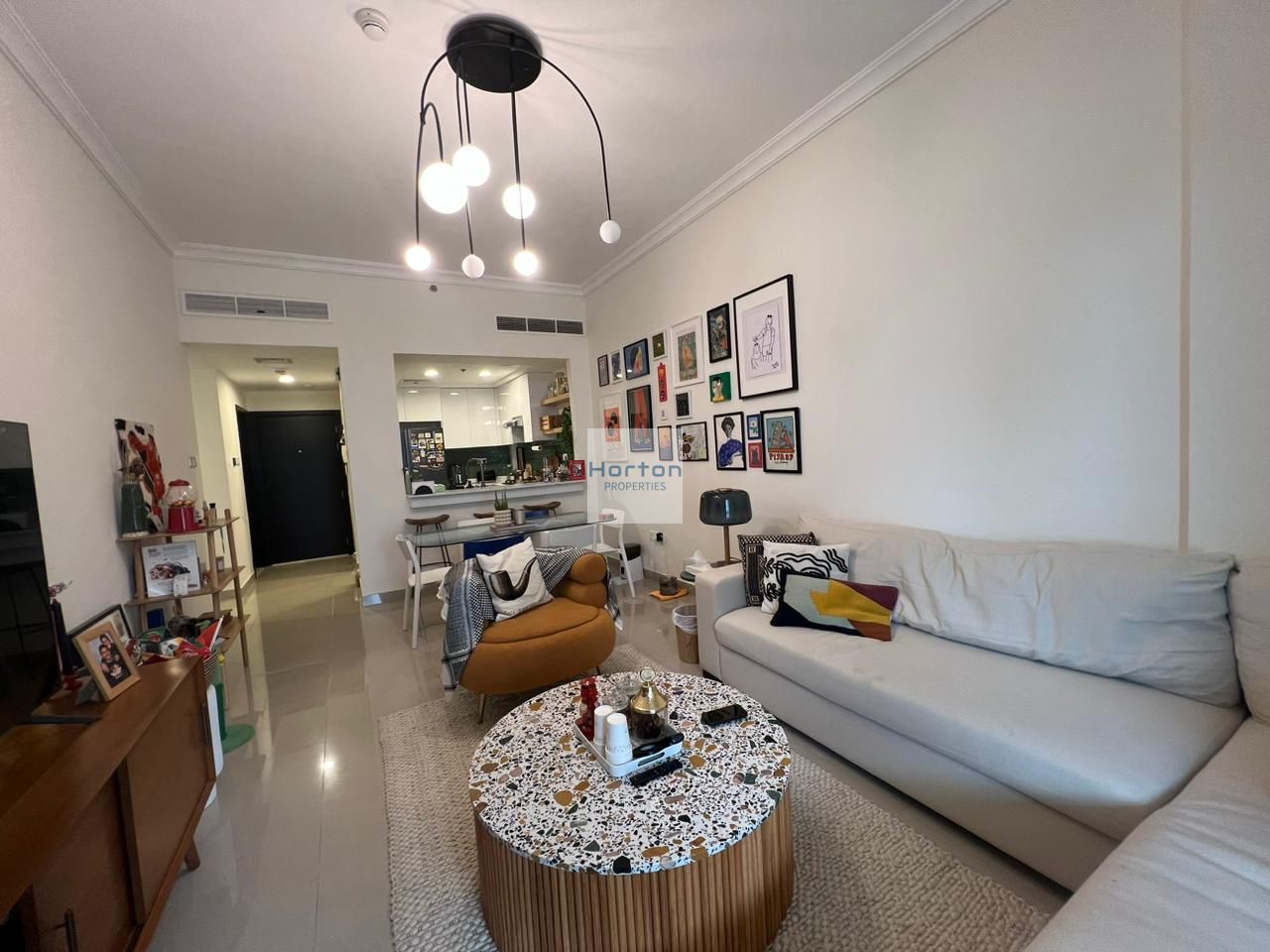 MODERN AMENITIES | STUNIG VIEW | PRIME LOCATION