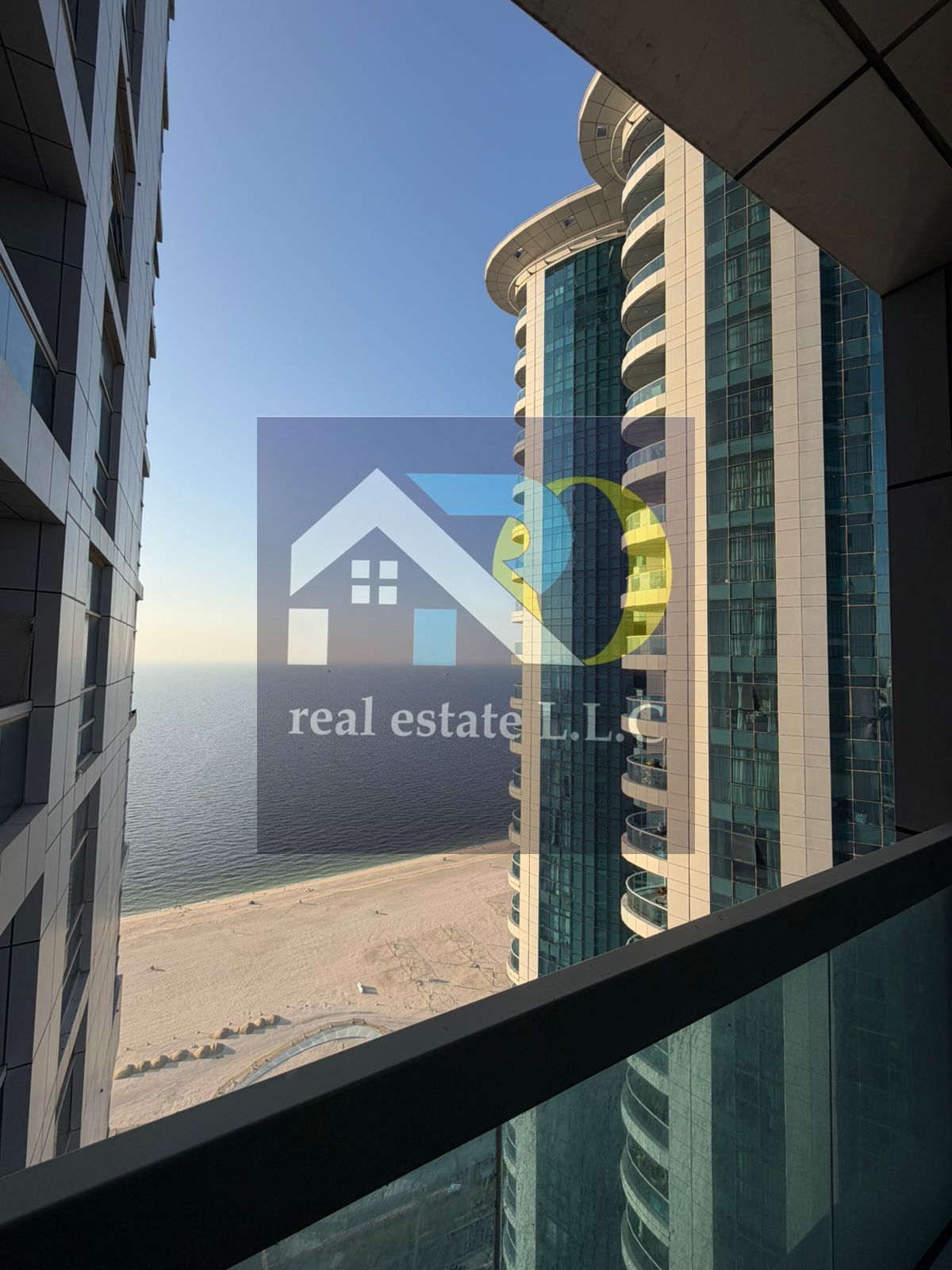 Stunning 2BRH | Full Sea View | Prime Corniche Tower |