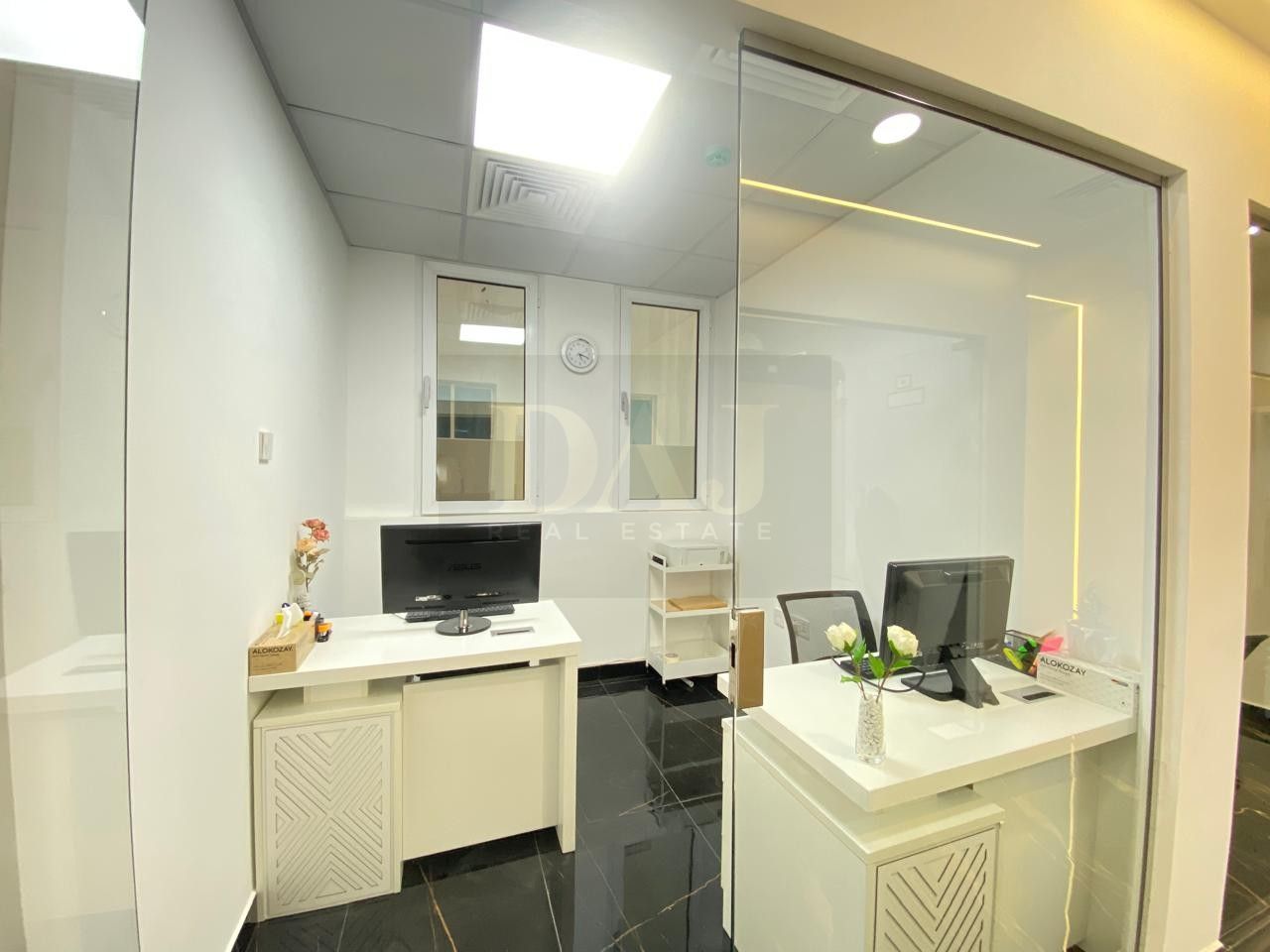 Stunning Office | Free Utilities | Direct from Owner