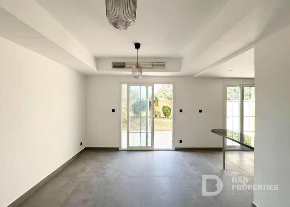 Fully Upgraded | Study Room | Private Garden