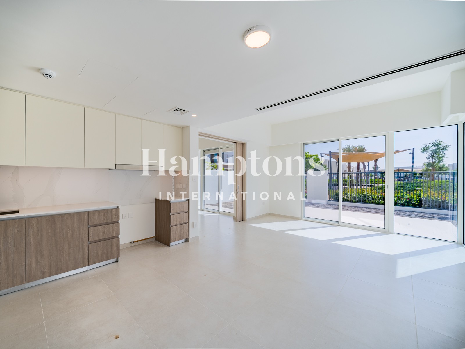Single Row Corner 4BR | Garden Backing | Exclusive