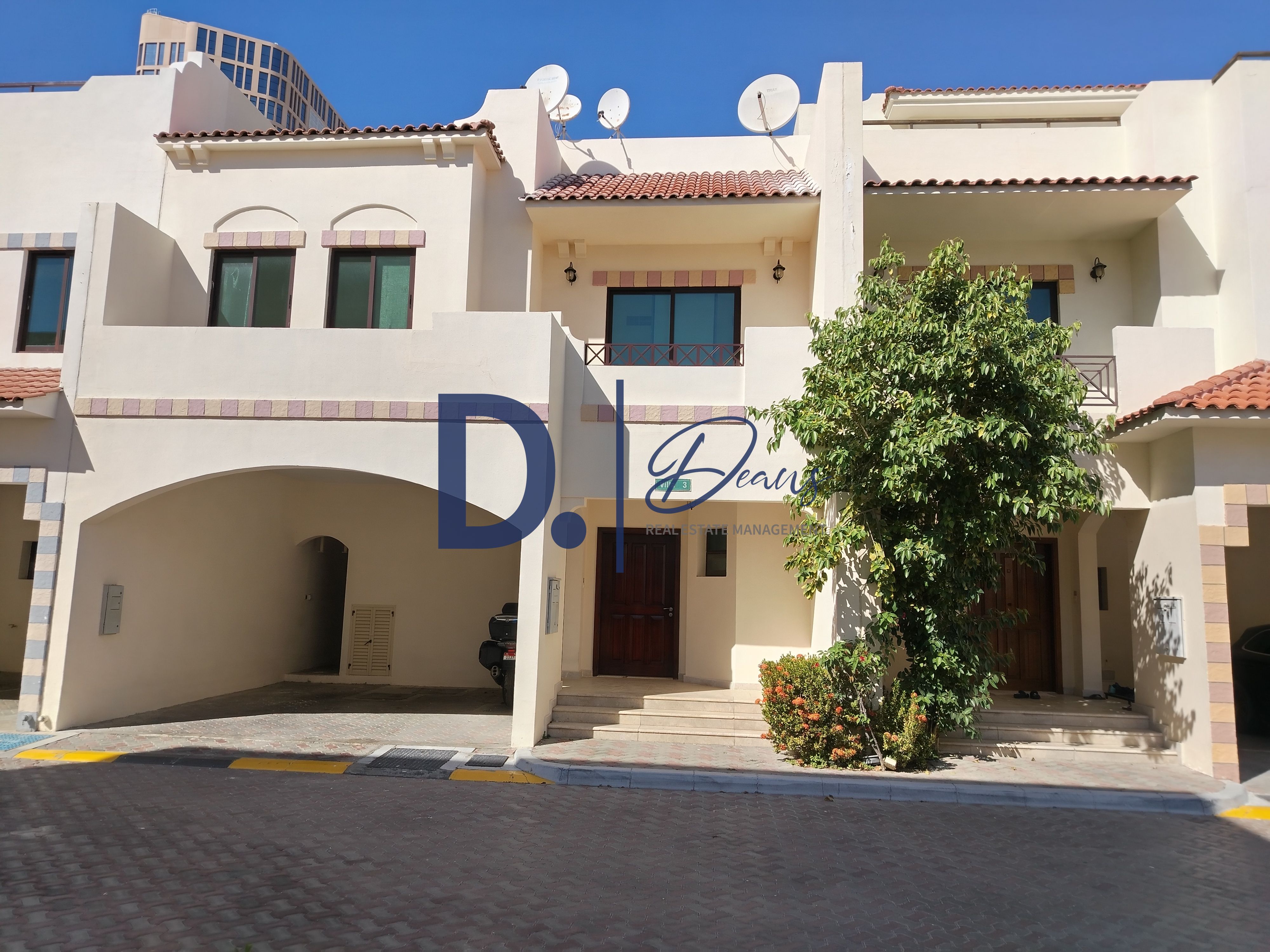4 BR Villa|Prime Location|Clubhouse|Tenis court