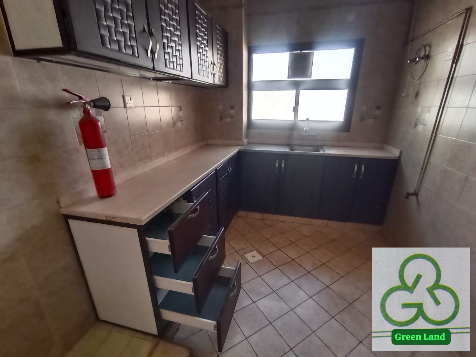 BIG OFFER 2BHK BUTINA 28K FAMILY BUILDING IDEAL LOCATION With balcony