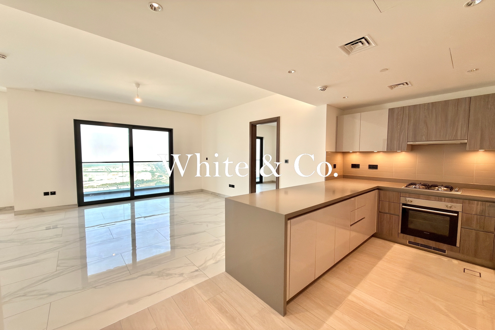 Highest Floor | Large Layout | Beand New