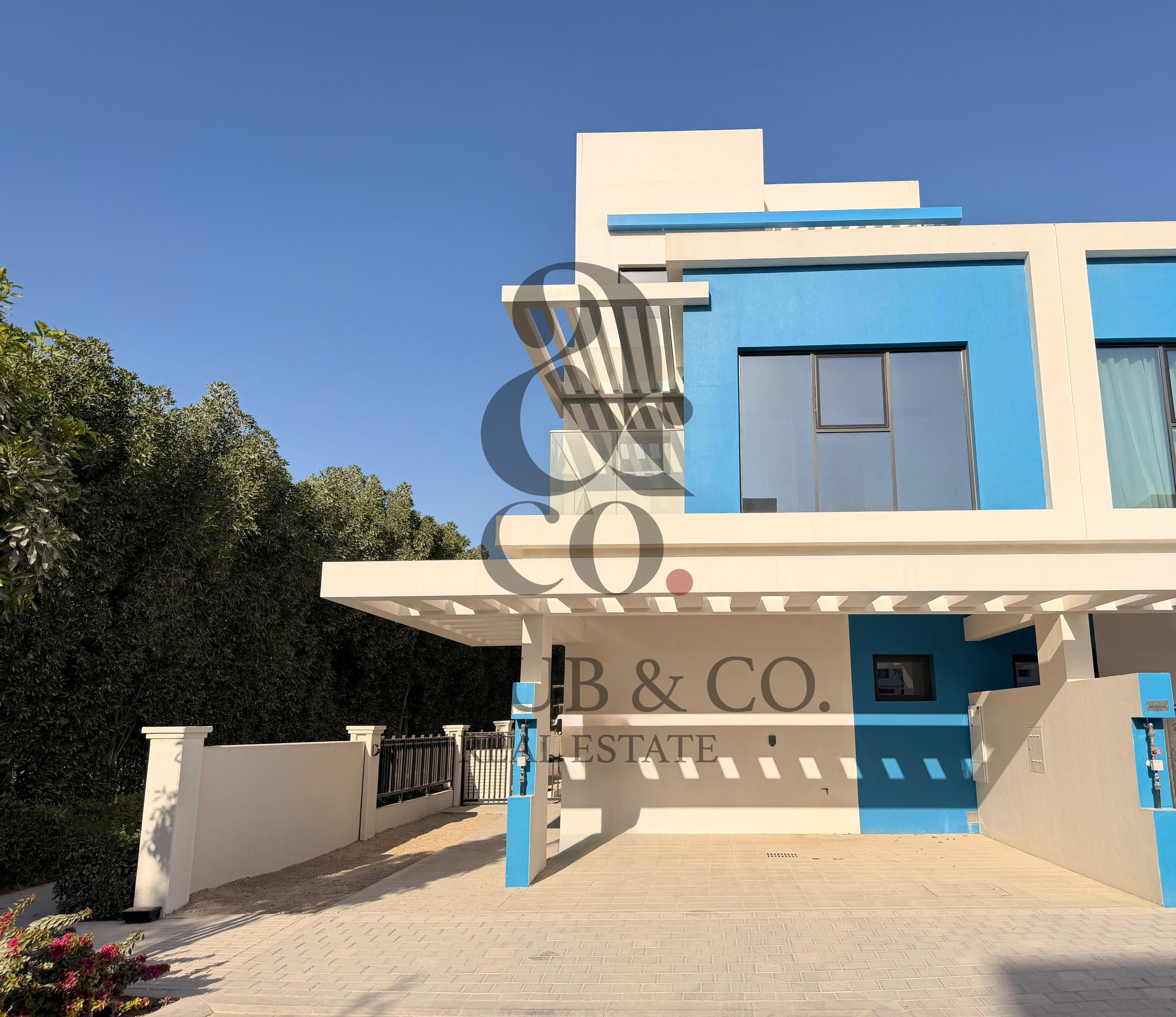 Corner Unit | Multiple Cheques | Negotiable Price