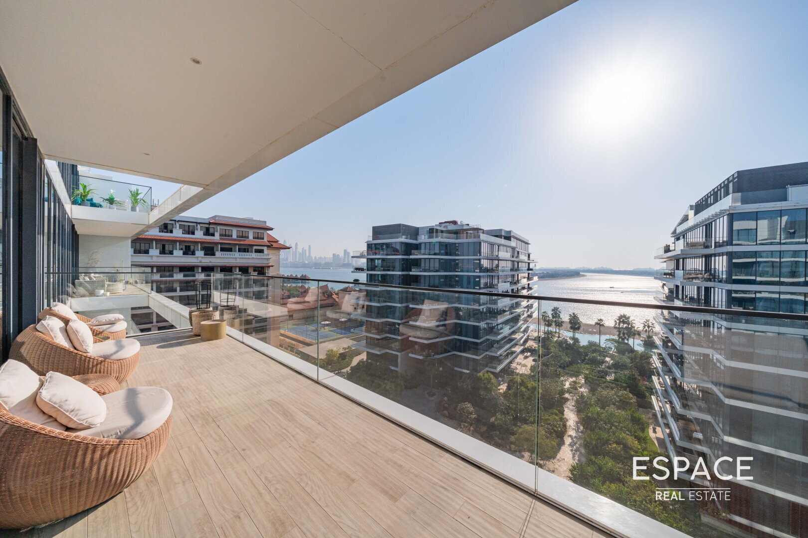 Full Sea View | Furnished | Beach Access