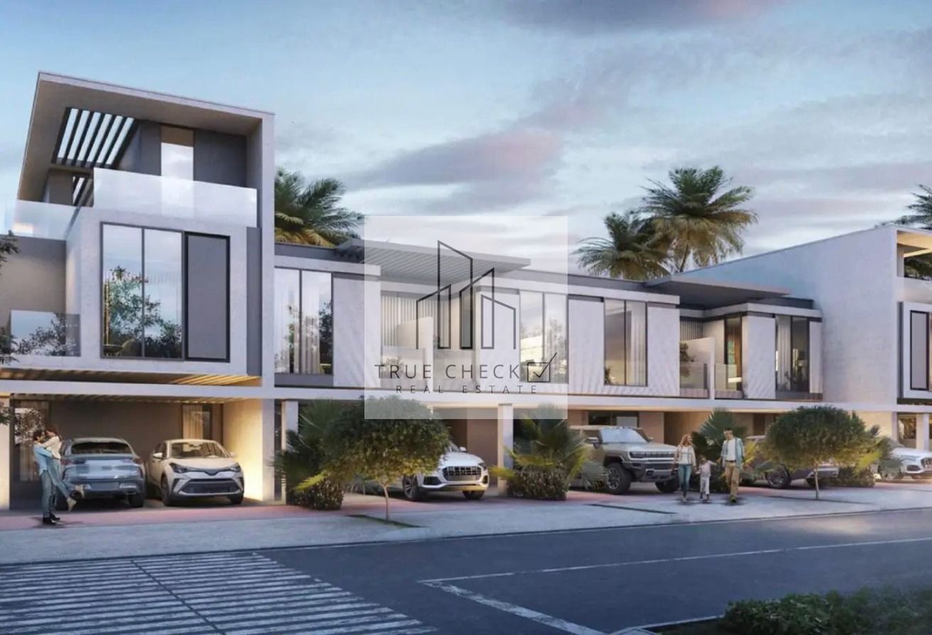 Premium 5 Bedrooms | Prime Location | Huge Layout