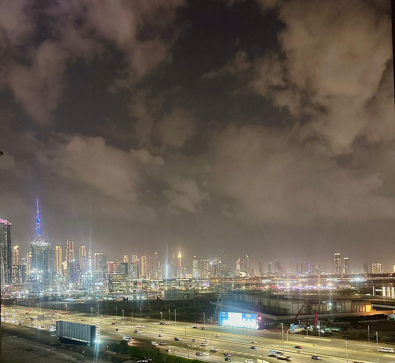 BURJ KHALIFA VIEW | FULLY FURNISHED