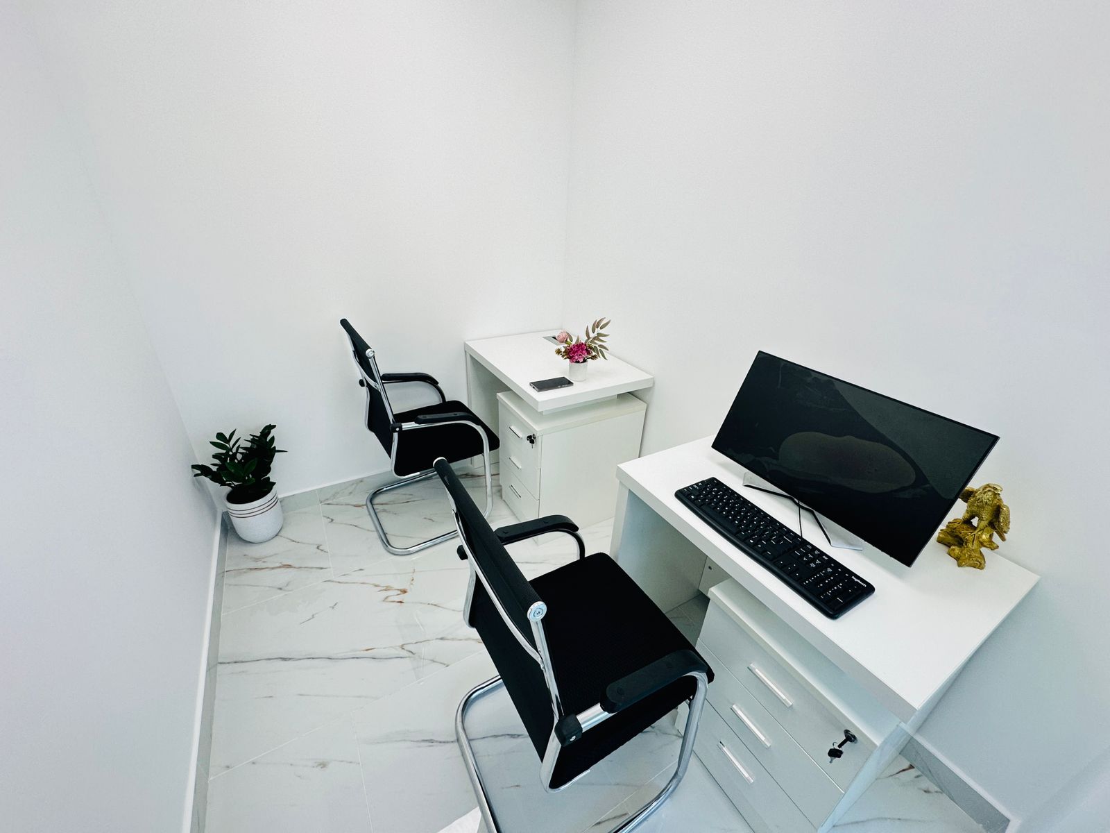 Office Spaces Designed for Productivity, Tailored for Your Business.